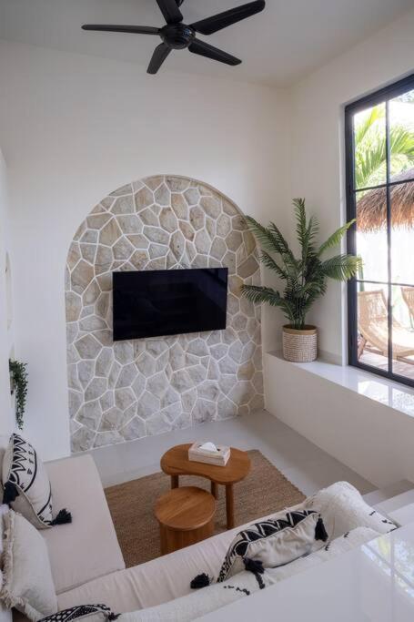Perfect Hideaway, Great Location! Villa Canggu